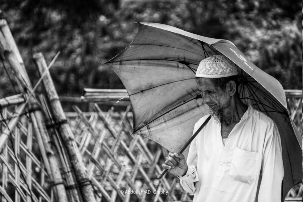 150 من الروهينجا يصلون أندونيسيا بعد أسابيع من التيه في البحر 8 image 6