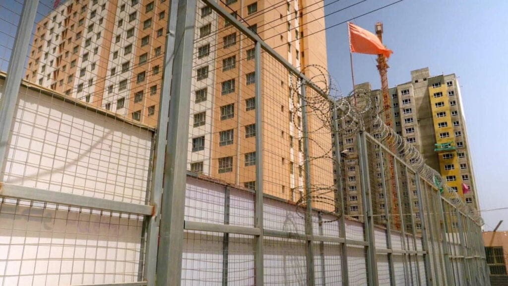 الصين وتغيير هوية تركستان الشرقية 2 reeducation center