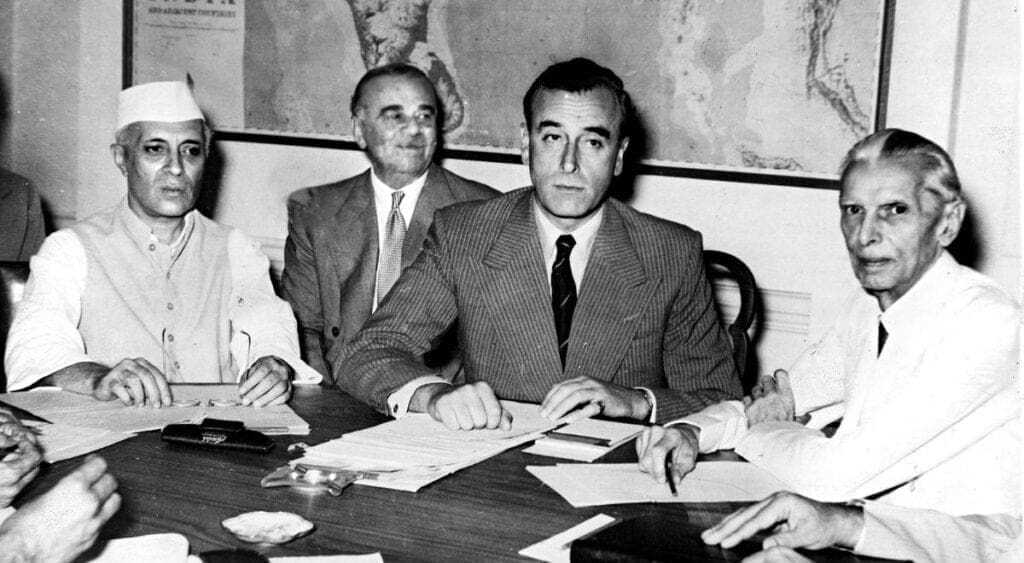 IMG 14ISBS WITH JINNAH 2 1 SJBHEQ2I