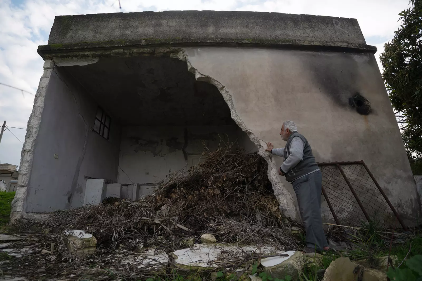 badr al din bakro 75 broken wall.jpg