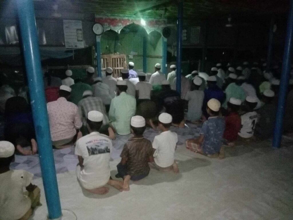 "وصل" تتفقد مخيمات اللاجئين الروهينجا في بنغلاديش خلال شهر رمضان 18 photo 2024 03 16 16 24 27