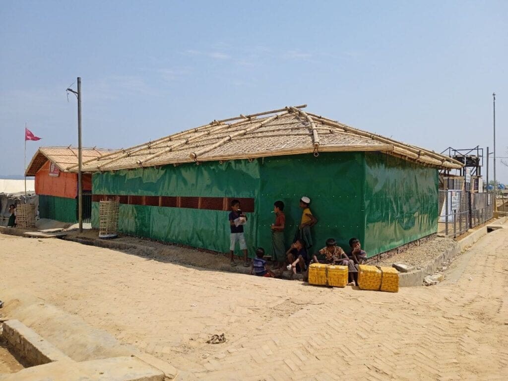 "وصل" تتفقد مخيمات اللاجئين الروهينجا في بنغلاديش خلال شهر رمضان 21 photo 2024 03 16 16 28 59