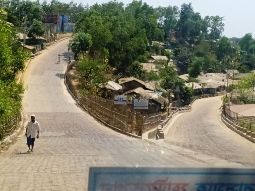 "وصل" تتفقد مخيمات اللاجئين الروهينجا في بنغلاديش خلال شهر رمضان 8 photo 2024 03 17 07 12 51 2