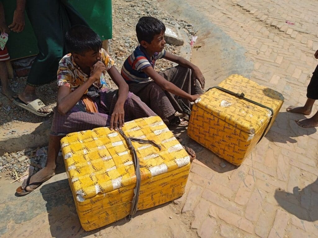 "وصل" تتفقد مخيمات اللاجئين الروهينجا في بنغلاديش خلال شهر رمضان 34 photo 2024 03 17 07 15 30 2 1