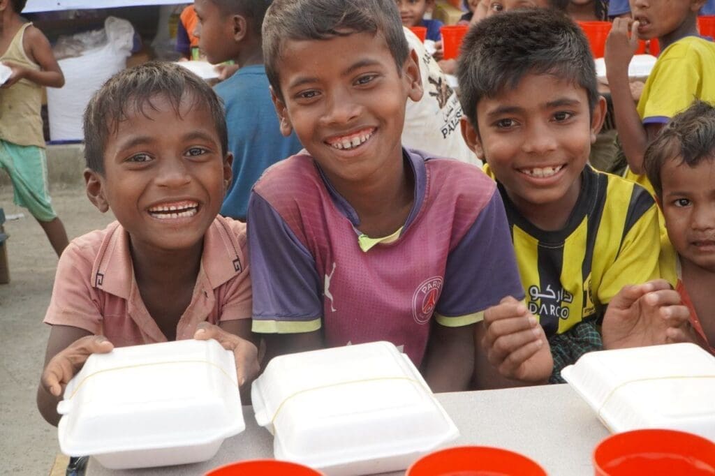 "وصل" تتفقد مخيمات اللاجئين الروهينجا في بنغلاديش خلال شهر رمضان 47 photo 2024 03 17 17 01 24