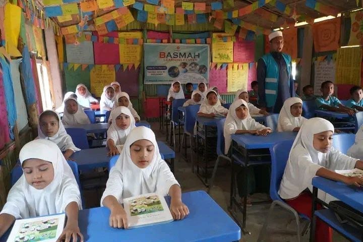 "وصل" تتفقد مخيمات اللاجئين الروهينجا في بنغلاديش خلال شهر رمضان 25 photo 2024 03 26 14 02 33