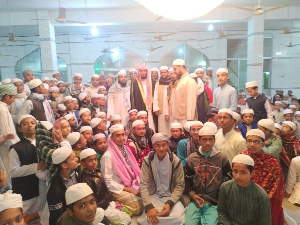 تجربة المدارس الدعوية في بنغلاديش 3 111