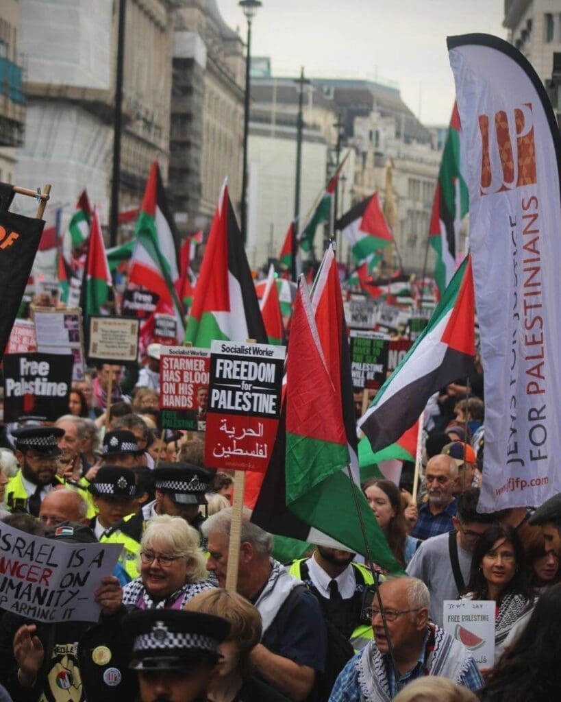 تقرير وصل الأسبوعي للعالم الإسلامي: أبرز أحداث الأسبوع الثاني من شهر ربيع الأول 60 photo 2024 09 20 15 15 35