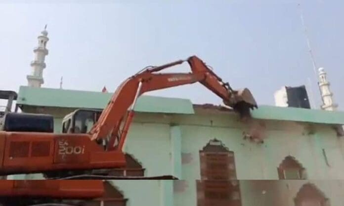 Untitled design 2025 01 12T033416.163 780x470 1 696x418 1