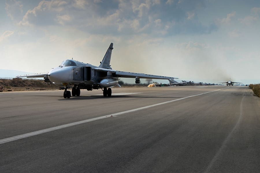 وزير الدفاع السوري الجديد يقول إن سوريا يمكن أن تسمح لروسيا بالاحتفاظ بقواعدها 99 Russian military aircraft at Latakia Syria 1