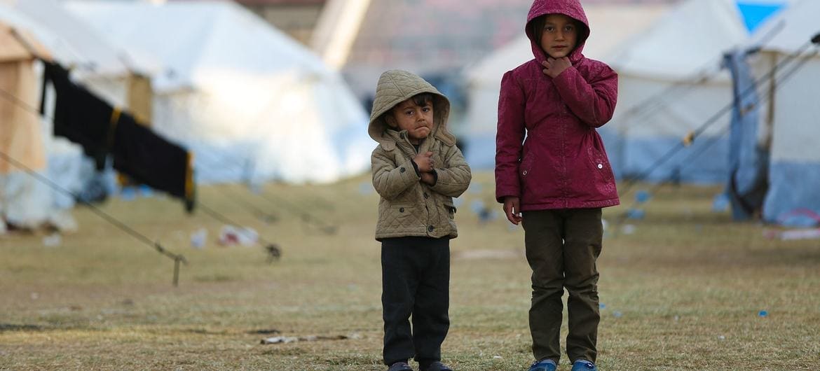 سوريا: آلاف النازحين يعودون إلى ديارهم، لكن العديد من اللاجئين ما زالوا قلقين 94 image1170x530cropped 4
