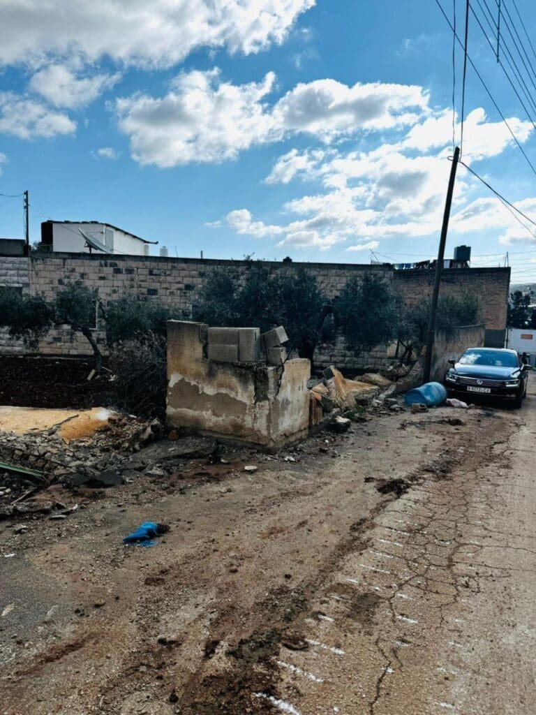 photo 2025 02 14 12 17 30