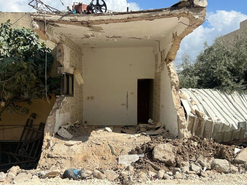 IMG 20250425 233245 698