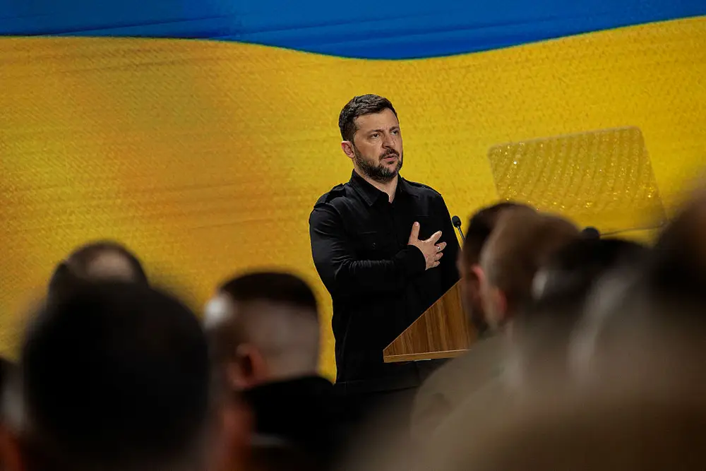 زلينسكي: الولايات المتحدة أرسلت 20,000 صاروخ مضاد للطائرات المسيّرة إلى الشرق الأوسط 33 6846c656f748d8c055f346a6