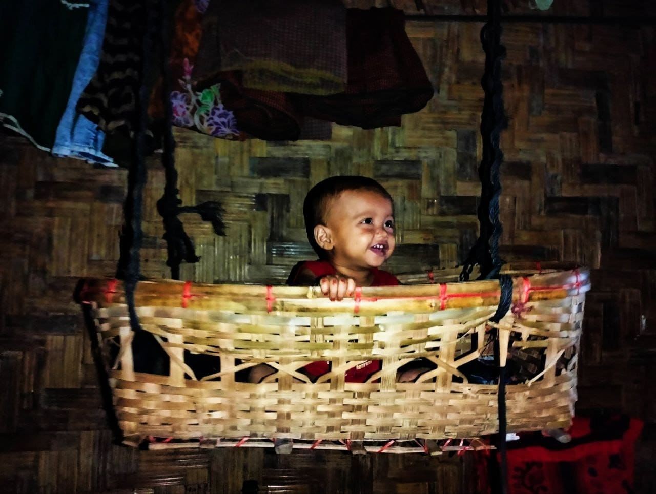 إجبار نساء الروهينجا على استخدام وسائل منع الحمل في مخيمات اللاجئين في بنغلاديش 53 إجبار نساء الروهينجا على استخدام وسائل منع الحمل في مخيمات اللاجئين في بنغلاديش