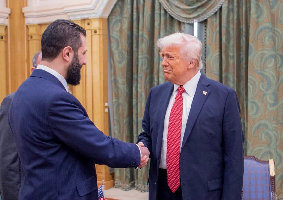 الولايات المتحدة ترفع معظم العقوبات عن سوريا 25 Gut7T23bQAAo sk