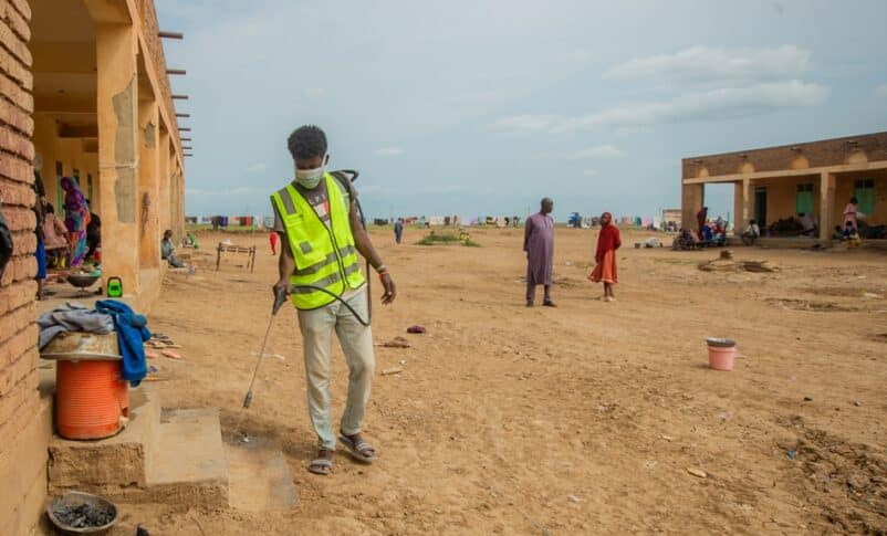 بعض الولايات في السودان تواجه تفشي الكوليرا، حمى الضنك والملاريا 32 بعض الولايات في السودان تواجه تفشي الكوليرا، حمى الضنك والملاريا