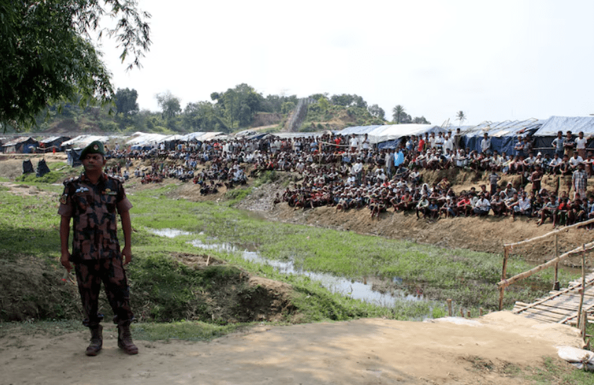 تقرير: جيش ميانمار دمّر قرى الروهينجا بالكامل لبناء نقاط أمنية 25 تقرير: جيش ميانمار دمّر قرى الروهينجا بالكامل لبناء نقاط أمنية