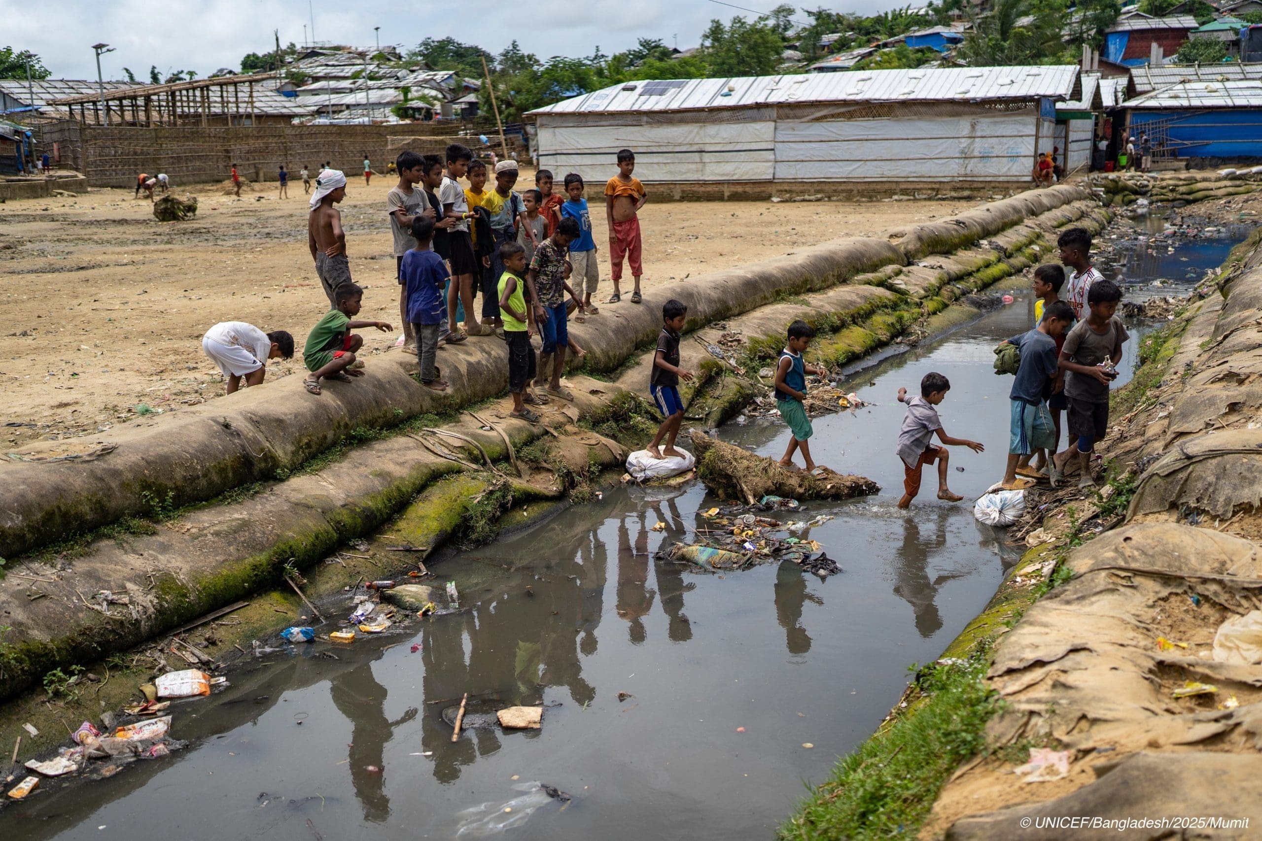 جرائم بلا محاسبة: جيل جديد مُهجّر من الروهينجا 21 جرائم بلا محاسبة: جيل جديد مُهجّر من الروهينجا