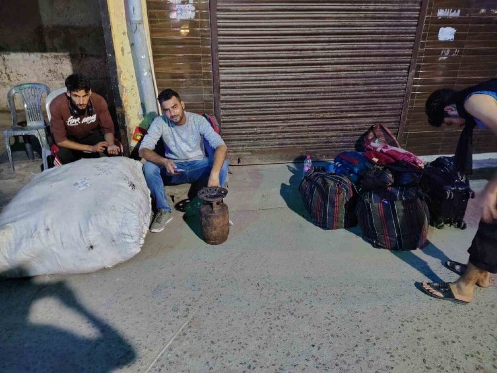 مسلمون من كشمير يُحرمون من السكن في مدينة كانبور الهندية بسبب دينهم 1 32360