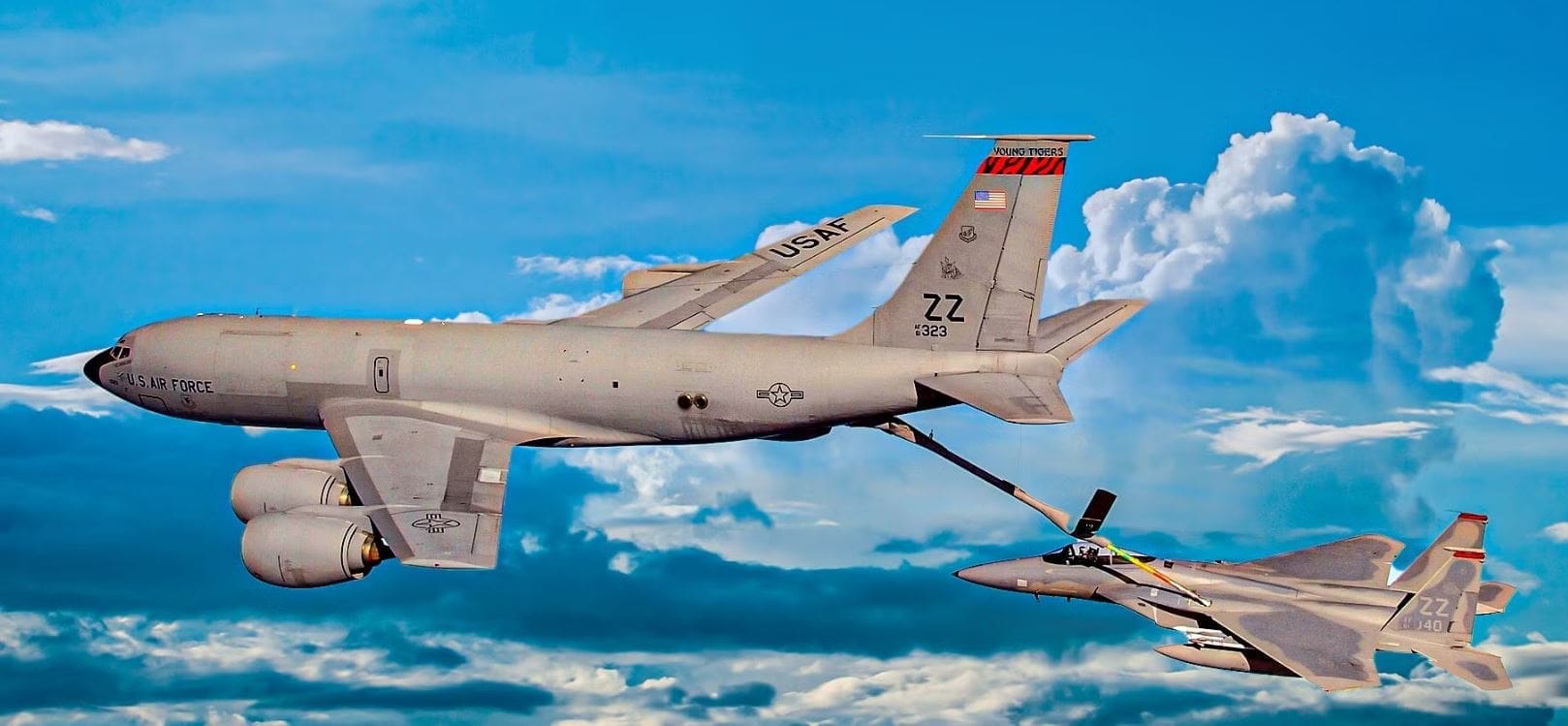 "KC-135" إيران تدمر أهم طائرة أمريكية للتزود بالوقود 13 “KC-135” إيران تدمر أهم طائرة أمريكية للتزود بالوقود