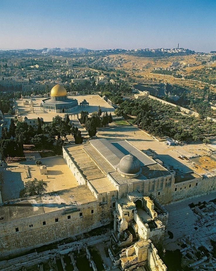 ما هو موقفنا من الأحداث؟ 55 ما هو موقفنا من الأحداث؟