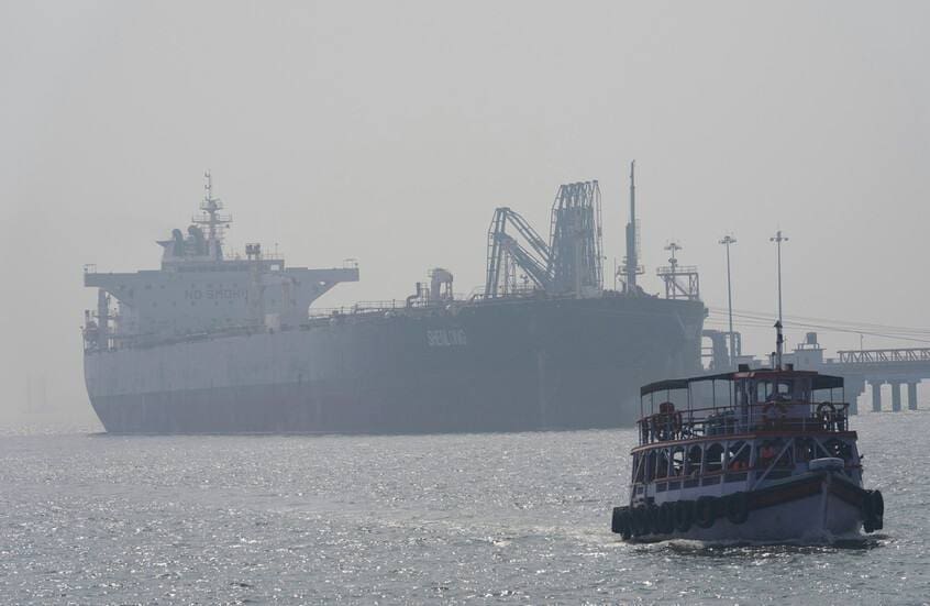 إيران وصفتها بـ"التسول".. كيف ردت دول العالم والخليج على دعوة ترامب لتأمين مضيق هرمز؟ 38 إيران وصفتها بـ”التسول”.. كيف ردت دول العالم والخليج على دعوة ترامب لتأمين مضيق هرمز؟