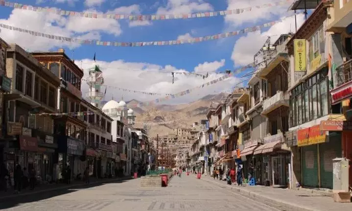 2840365 muslims to become minority in ladakh