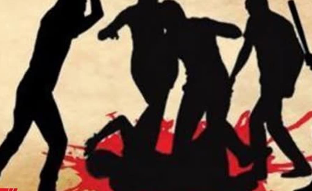 شاب مسلم يتعرض للضرب والإجبار على ترديد شعارات هندوسية في الهند 5 شاب مسلم يتعرض للضرب والإجبار على ترديد شعارات هندوسية في الهند