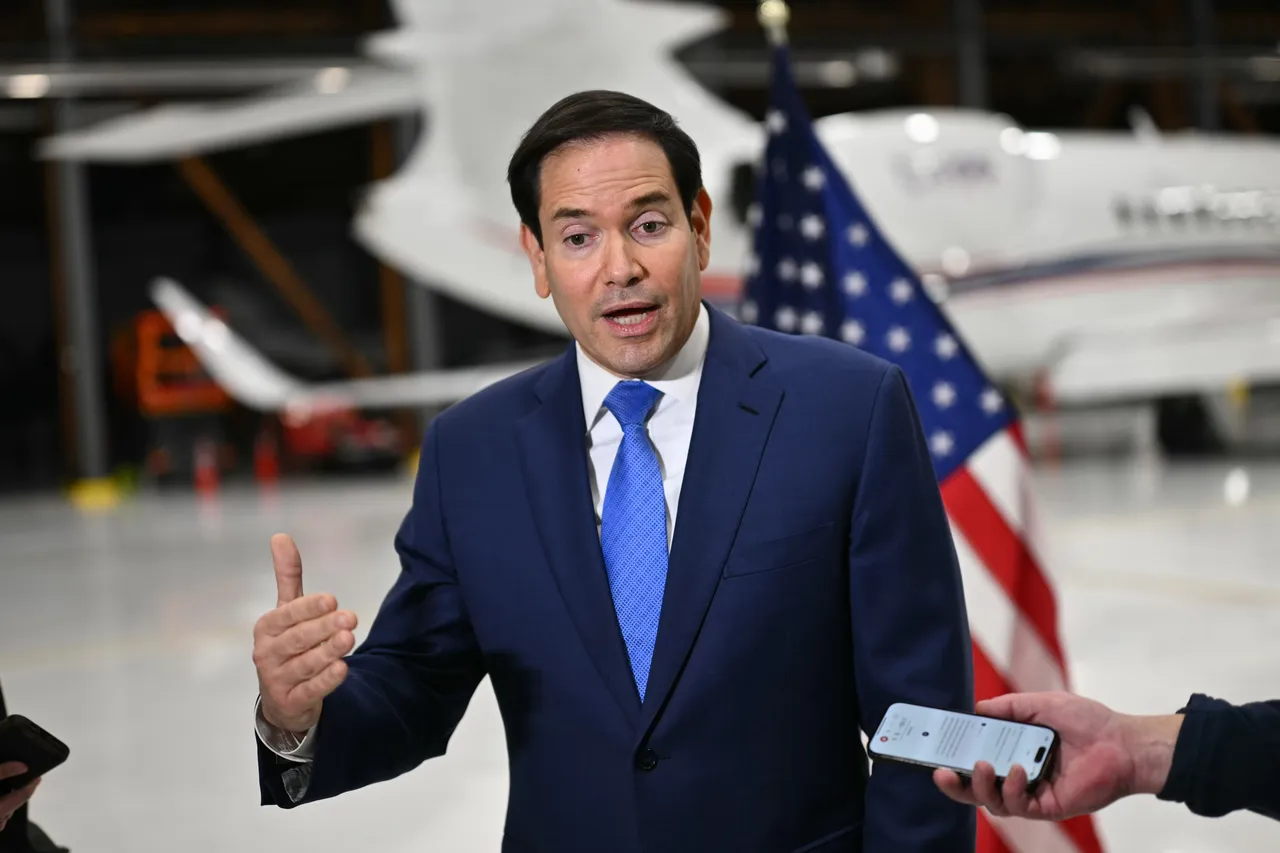 Canada G7 Rubio 05779
