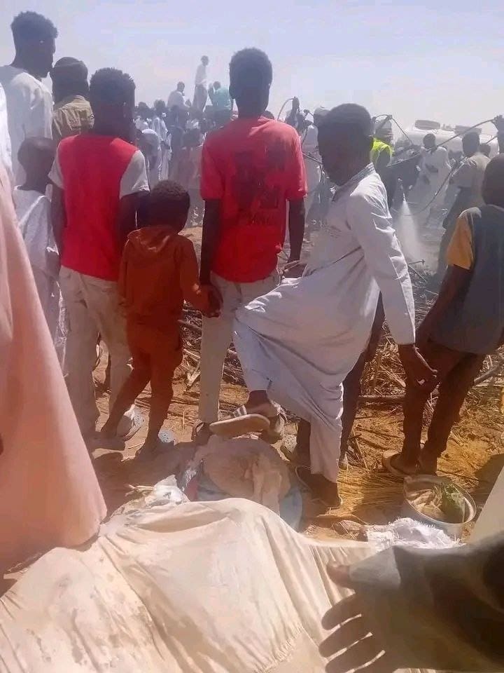 حريق يلتهم 54 خيمة بمركز لإيواء النازحين في الولاية الشمالية بالسودان 4 photo 2026 05 30 19 50 45