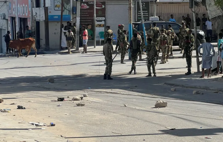 2026 06 04T101101Z 168340518 RC2TMLA9H5OR RTRMADP 3 SOMALIA POLITICS 1780568719