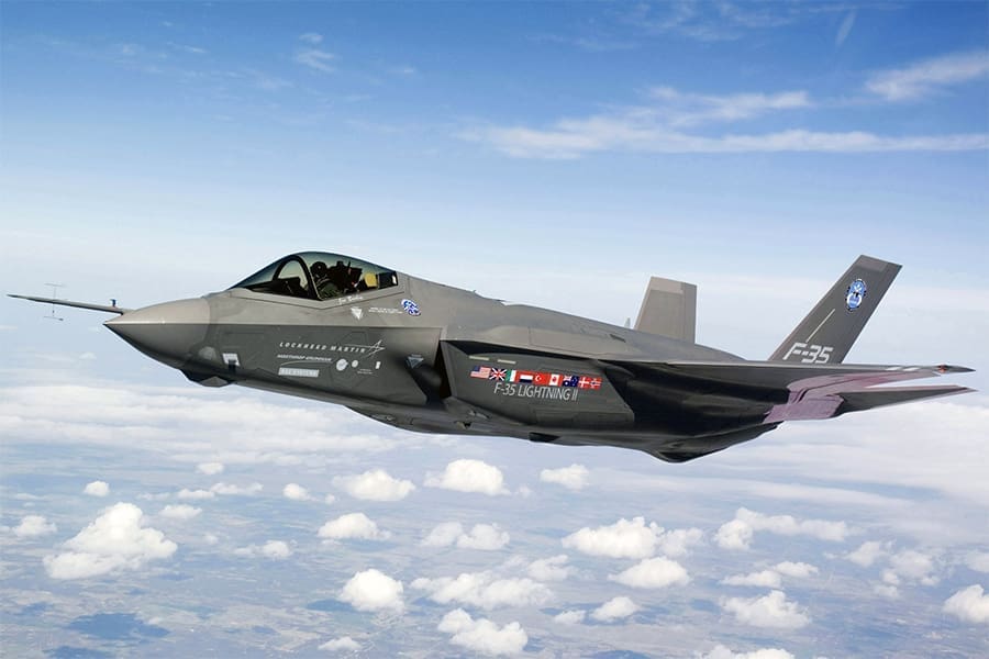 تقارير: كندا تدرس تقليص مشتريات مقاتلات F-35 لصالح الطائرة السويدية غريبن 7 USAFF35consortium
